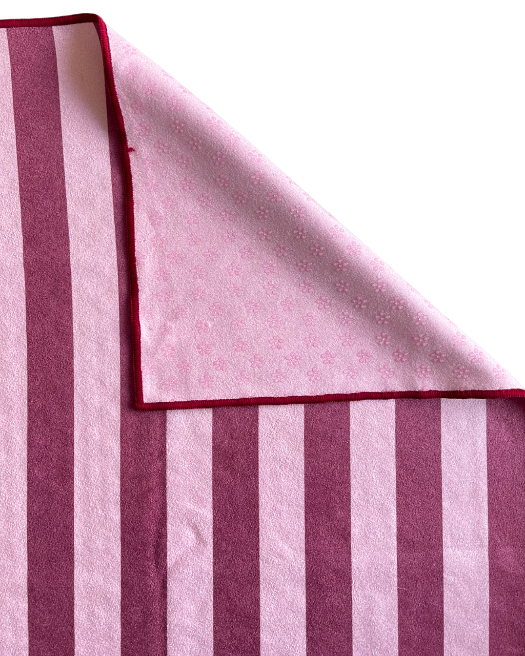The FlowMo Grip Towel (Pink Striped)
